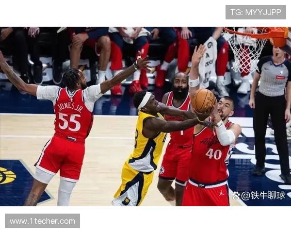 快船胜湖人难掩隐忧祖巴茨伤缺成季后赛争冠前景影响深远 快船胜湖人难掩隐忧祖巴茨伤缺成季后赛争冠前景影响深远