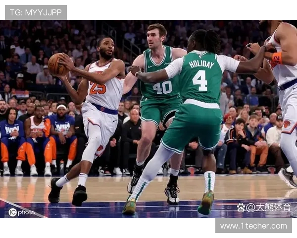 布里奇斯连得5分助攻尼克斯16-0反超逆转开局曾落后15分